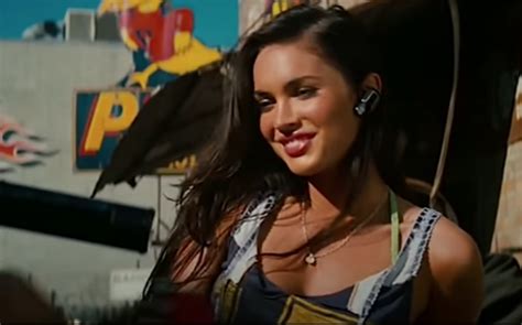 See Megan Fox In A Sexy Denim Mini Dress Giant Freakin Robot