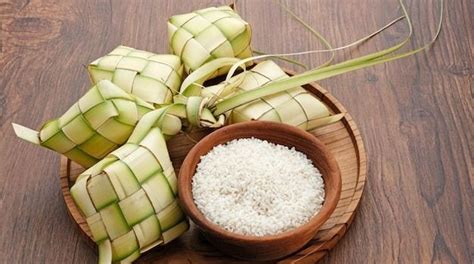 MAKNA KETUPAT MENU YANG WAJIB HADIR SAAT LEBARAN Sobat Syariah