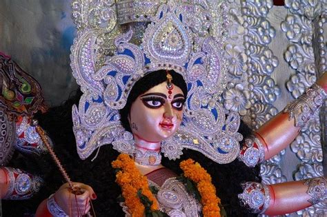 Pandals To Visit During Durga Puja In Kolkata Thetravelshots