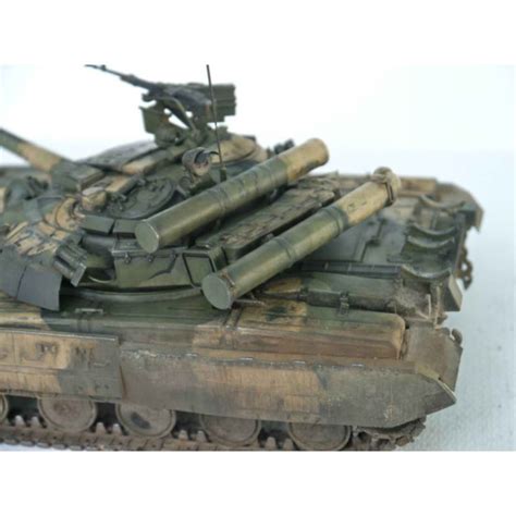 T 64BM Bulat Ukrainian Main Battle Tank 1 35 SKIF 212 Model Kit Armor