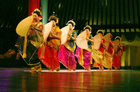 Adat tarian suku Bugis | Penari, Budaya, Sejarah