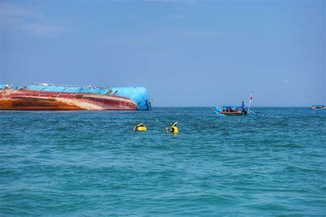 Pantai Pasir Putih Pangandaran Pergidulu