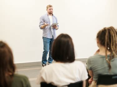 PPG em Educação promove aula inaugural reitor da Universidade