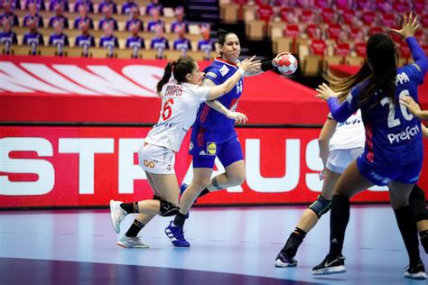 Euro F Edf Les Bleues L Emportent Sur Le Fil Face L