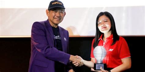 J T Express Raih Penghargaan Marketeers Editors Choice Award