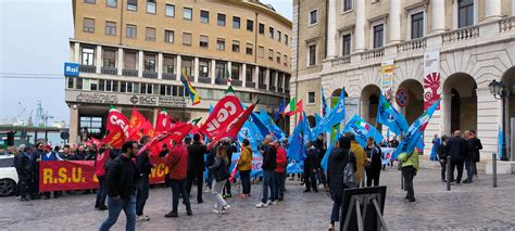 Sciopero La Manifestazione Di Cgil E Uil Ad Ancona I Lavoratori