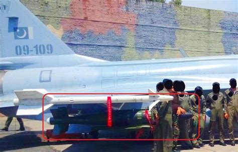 巴鐵兄弟戰力究竟如何？梟龍戰機讓巴鐵空軍擁有百公里外斬首絕技 每日頭條