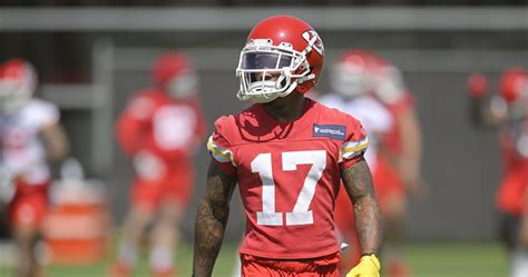 Predicting Chiefs Top NFL Training Camp Breakout Players News