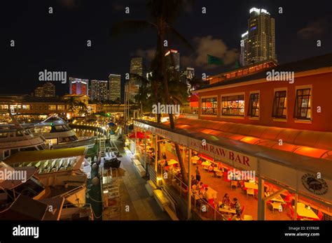 Restaurants Bayside Marketplace Marina Downtown Skyline Miami Florida