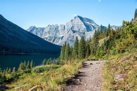 How To Hike To Grinnell Glacier In Glacier National Park Earth Trekkers