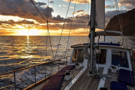 Funchal Excursi N En Velero Al Atardecer Para Avistar Delfines Y