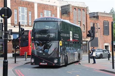 Metroline Lt Ltz Archway David Beardmore Flickr