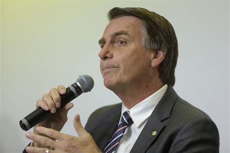 Bolsonaro Nega Ser Ameaça à Democracia