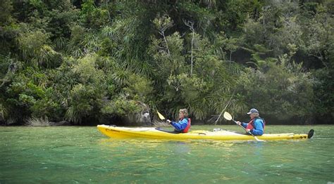 Canoeing And Rafting Te Ara Encyclopedia Of New Zealand