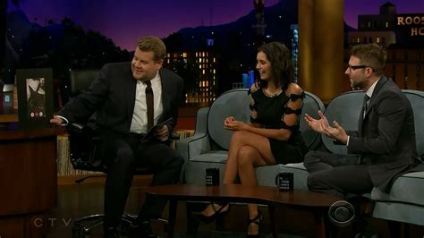 Nina Dobrev nude pics página