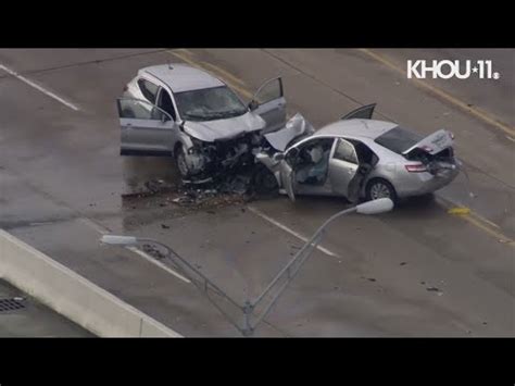 Raw Video Fatal Head On Crash Scene On Westpark Drive Youtube