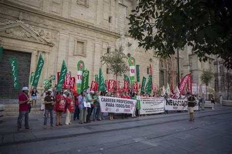 CCOO y UGT se movilizarán a partir de la próxima semana para pedir la