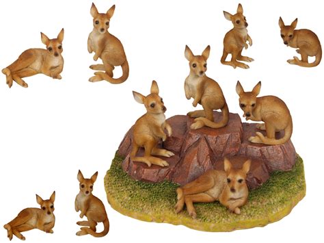 Aussie Kangaroo On Uluru Stand- 4 Assorted – South Australian Souvenirs