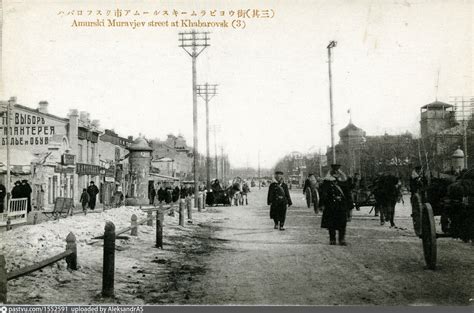 На ул. Муравьево-Амурской