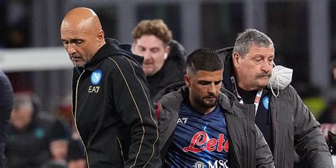 Napoli In Ritiro Il Retroscena La Richiesta Di Insigne E Mertens A