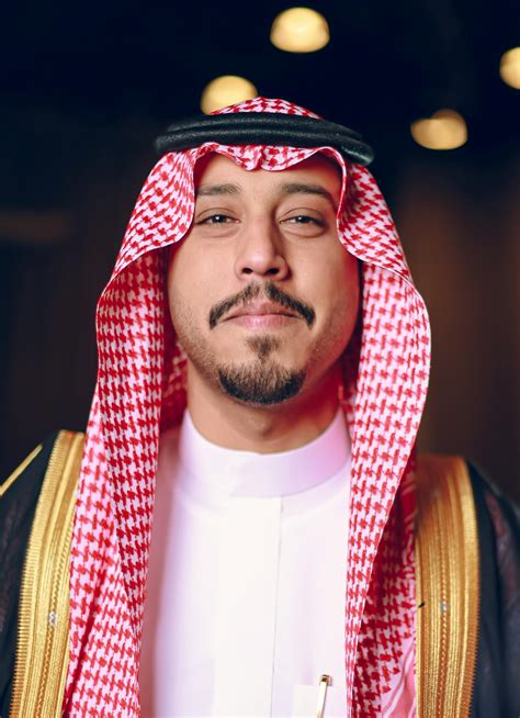 Traditional Middle Eastern Dress PortraitFree Stock Photo