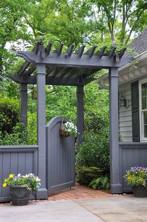 27 Beautiful Flower Garden Gate Ideas To Add Curb Appeal To Your Home