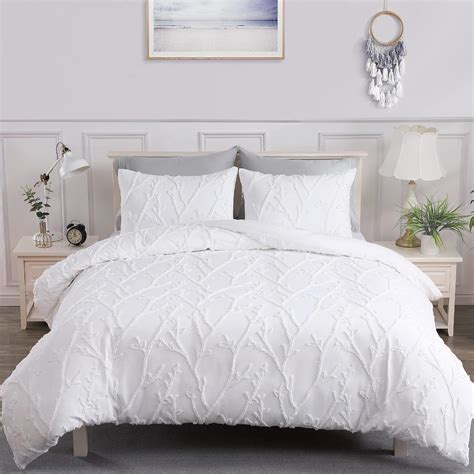 Amazon BESTSWEETIE White Duvet Cover King Size Striped Tufted