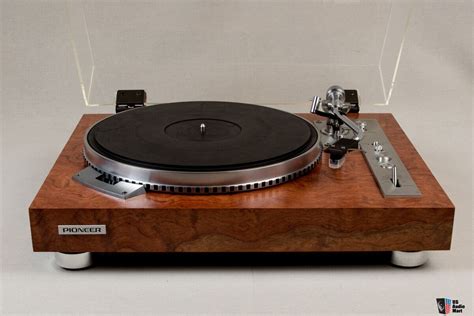 Restored Vintage Turntable Pioneer Pl Direct Drive Quartz Lock