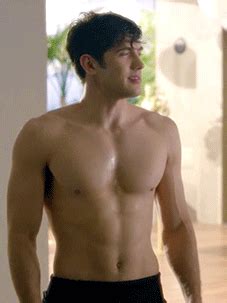 Thumbs Pro Hotmal3celebrities Carter Jenkins In Famous In Love