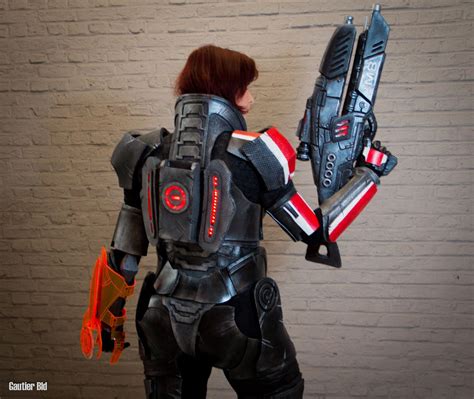 Shepard Mass Effect Cosplay By Cynshenzi On Deviantart