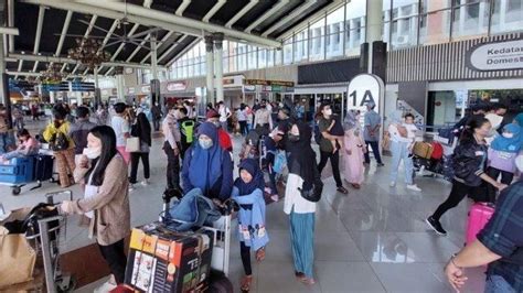 Penumpang Di Bandara Soekarno Hatta Tembus 2 Juta Orang Selama Arus