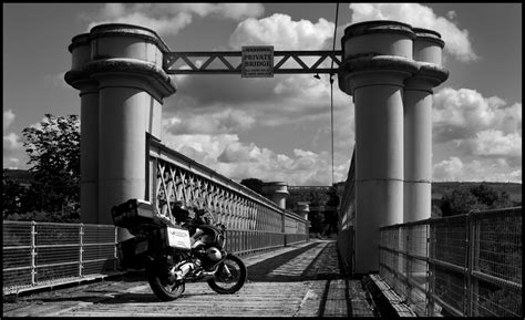 Fondos De Pantalla Monocromo Calle Paisaje Urbano Bmw Motocicleta