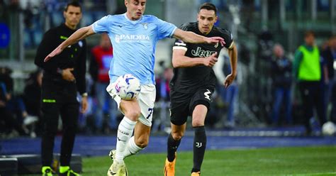 Last Gasp Marusic Heads Lazio To Win Over Troubled Juventus