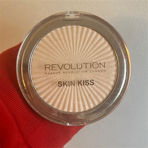 Revolution Makeup Revolution Skin Kiss Highlighter Poshmark