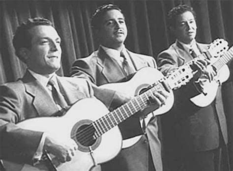 Sin ti La historia de la canción de Los Panchos que está inspirada en un romance gay Sonica