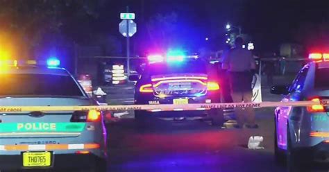 Northwest Miami Dade Shooting Man Hospitalized Cbs Miami