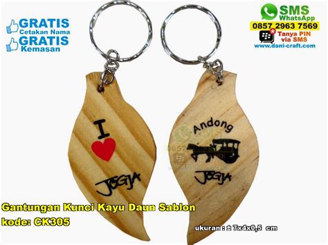 Gantungan Kunci Kayu Daun Sablon Souvenir Pernikahan