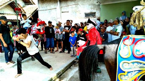 Kuda Renggong Cuta Muda Sebelum Berangkat Iring Iringan Di Rancaenteung