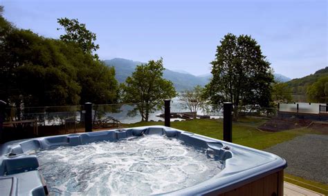 Luxury Loch Lomond Hot Tub Lodge Weekend Break – Celtic Pools