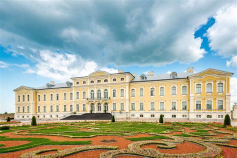 TOUR TO RUNDĀLE PALACE - RigaTours.lv