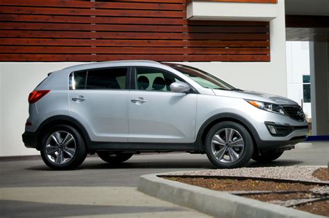 2016 Kia Sportage VINs, Configurations, MSRP & Specs - AutoDetective