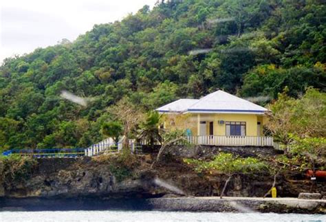 Resorts And Hotel In Alaminos City Hundred Islands National Park