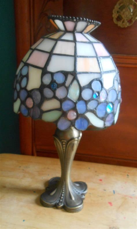 Stained Glass Tea Light Lamp Party Lite Hydrangea Pattern