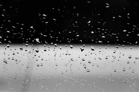 Gotas De Agua Sobre Fondo Oscuro Negro Abstracto De Textura De Vidrio