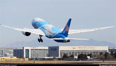 B China Southern Airlines Boeing Dreamliner Photo By