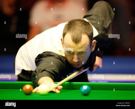 Mark williams snooker hi-res stock photography and images - Alamy