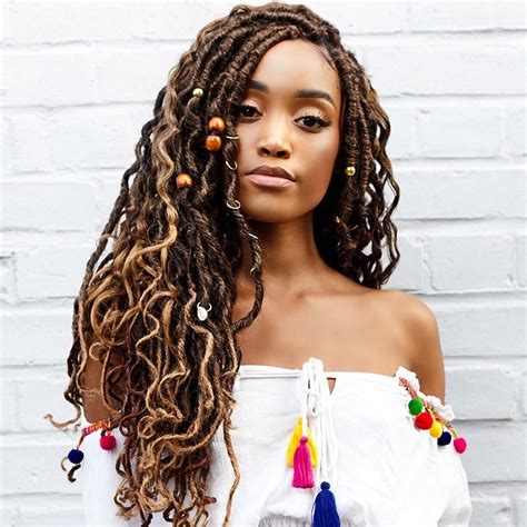 Boho Mermaid Locs In Bey Blonde Bronde 22® Faux Locs Hairstyles