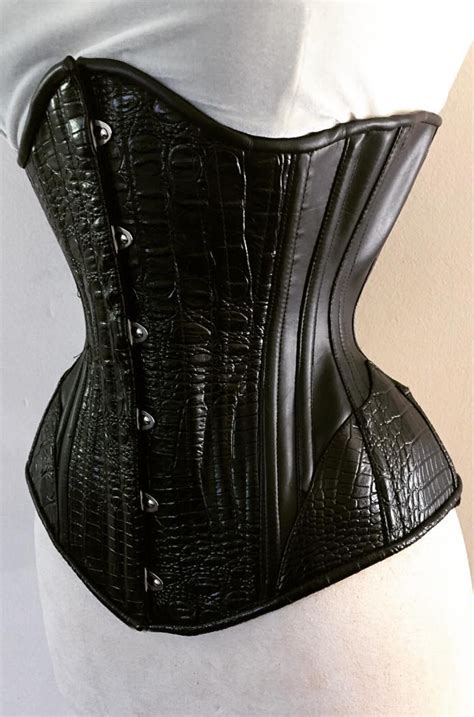 Victorian Underbust Corset Starkers Corsetry