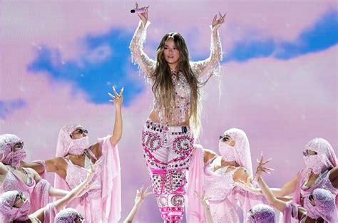 KAROL G TAKES OVER THE STAGE AT THE 21ST ANNUAL LATIN GRAMMY AWARDS®, DELIVERING A STELLAR ...