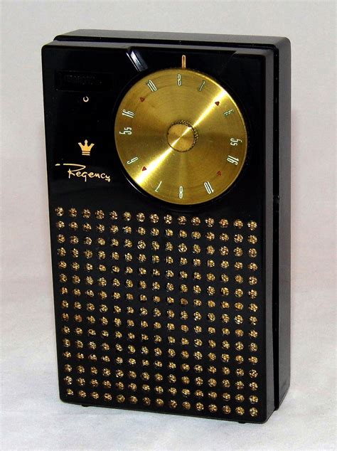 Vintage Regency Tr 1 Transistor Radio The First Commercially Manufactured Transistor Radio In